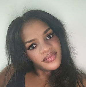 Meet your Posher, Lindiswa